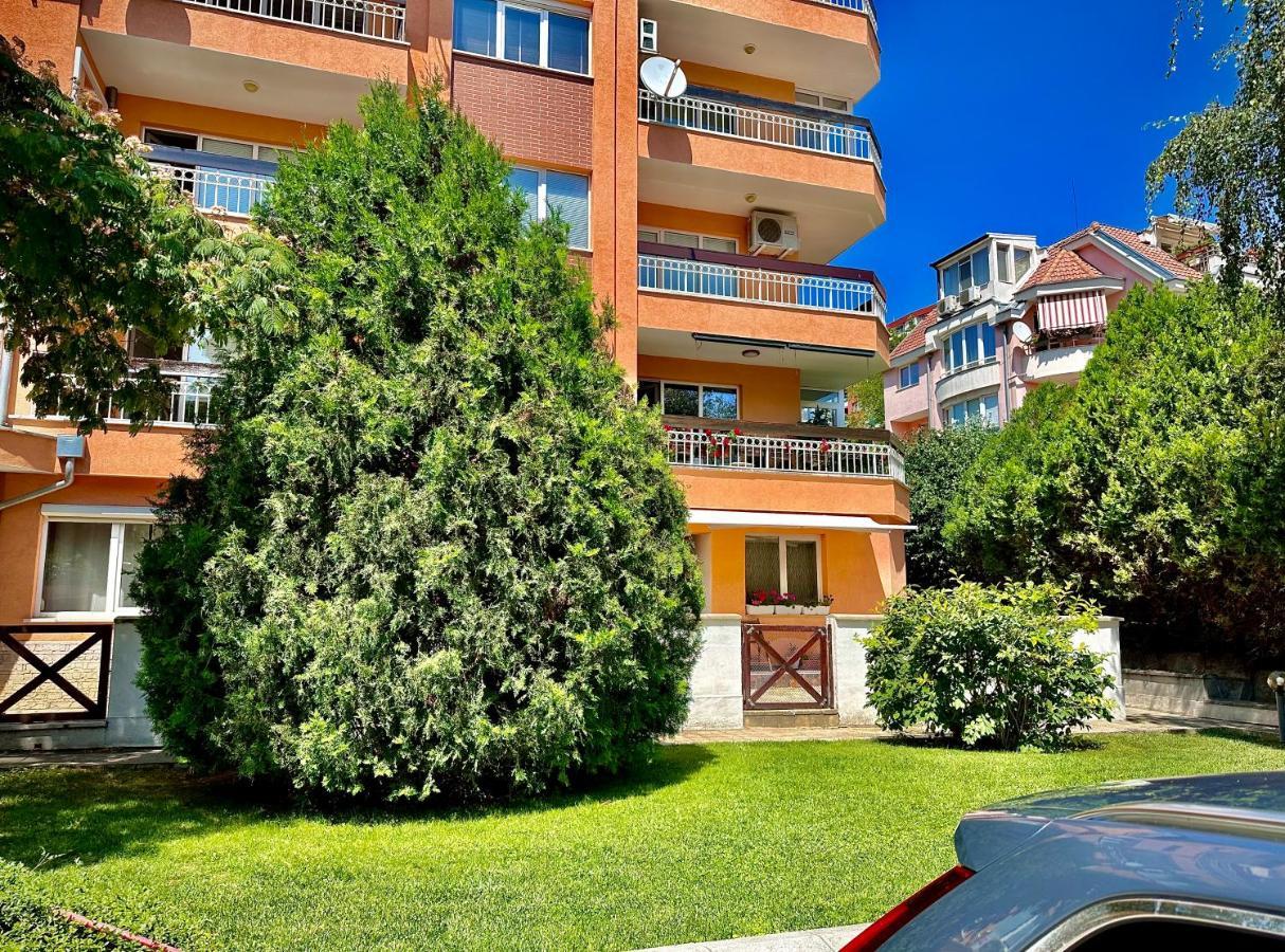 Sea Breeze Apartment Warna Exterior foto